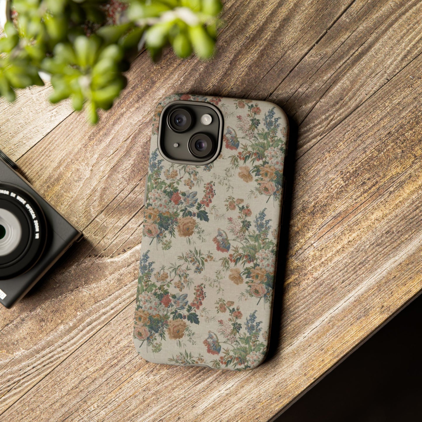 Floral Vintage Tough Phone Case – Antique Rose Pattern