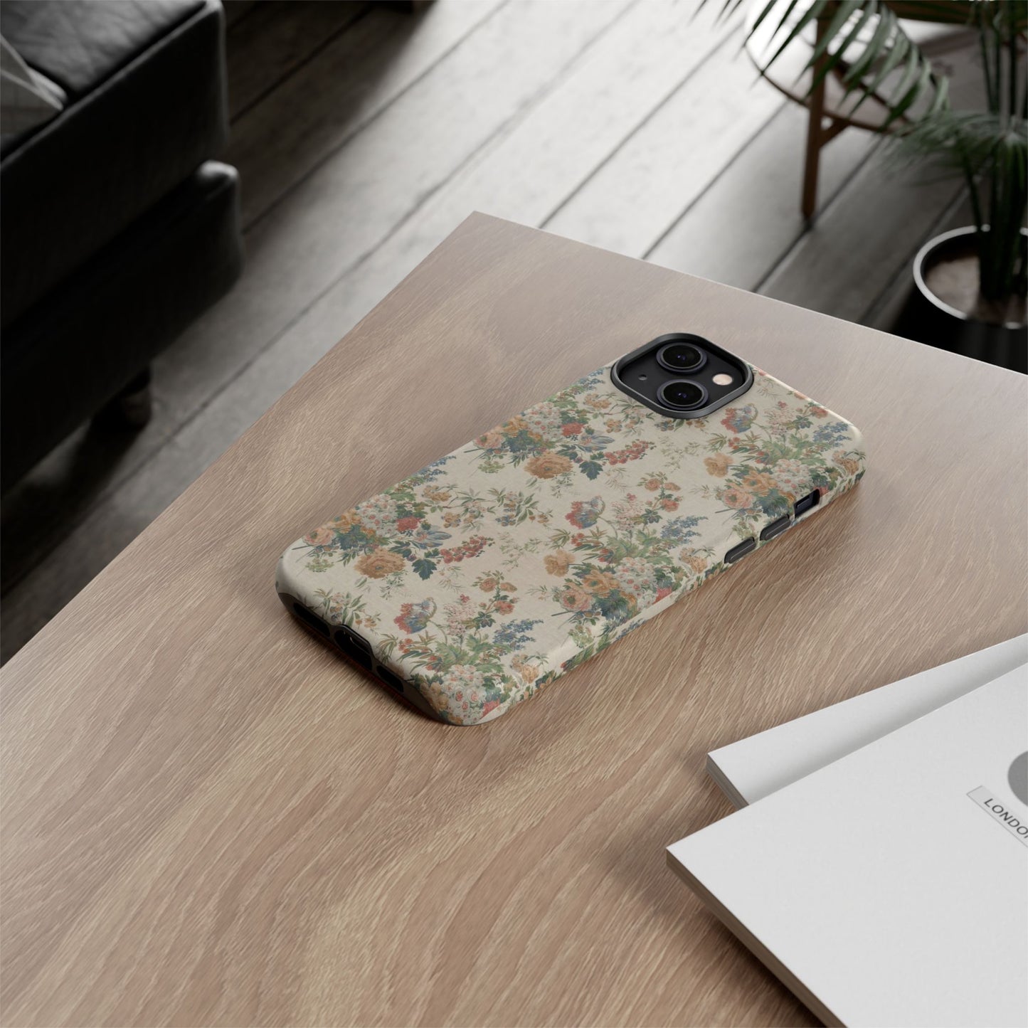 Floral Vintage Tough Phone Case – Antique Rose Pattern