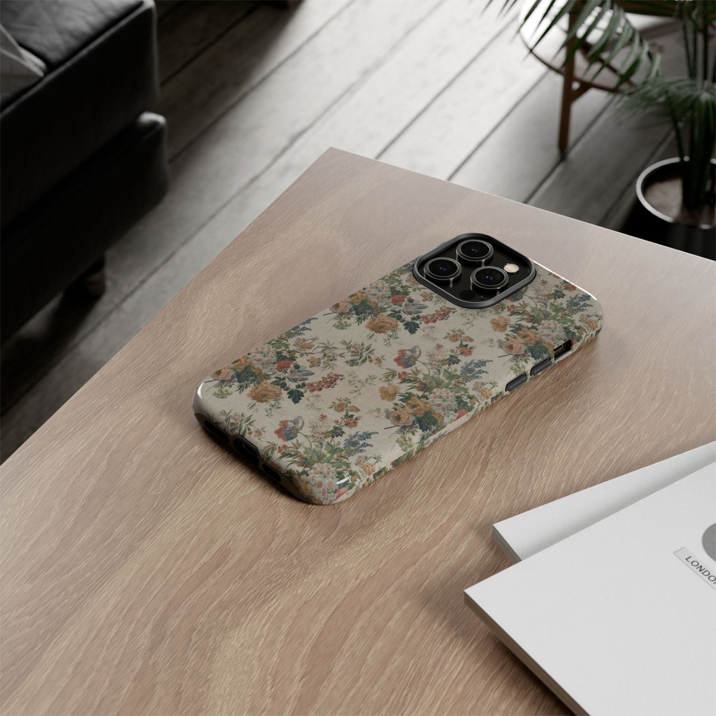 Floral Vintage Tough Phone Case – Antique Rose Pattern